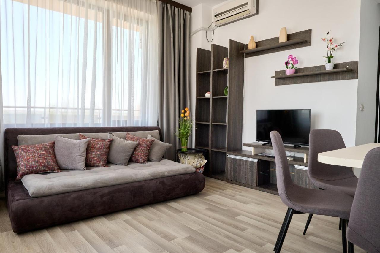 La Vida Loca Apartment Summerland Mamaia Exterior foto